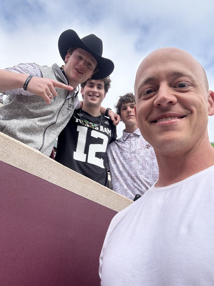 Alex Schoonover tweet media