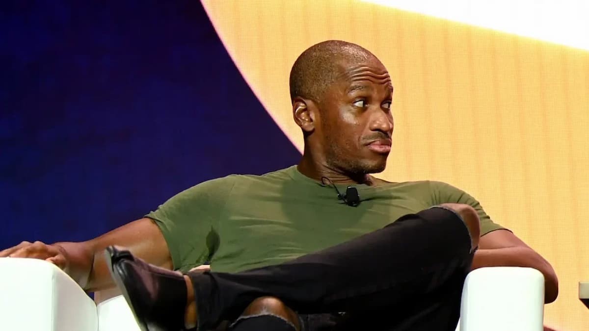 🚨Bureau : Arthur Hayes scommette sul DeFi: vende 680 ETH per 1,22 milioni di ENA