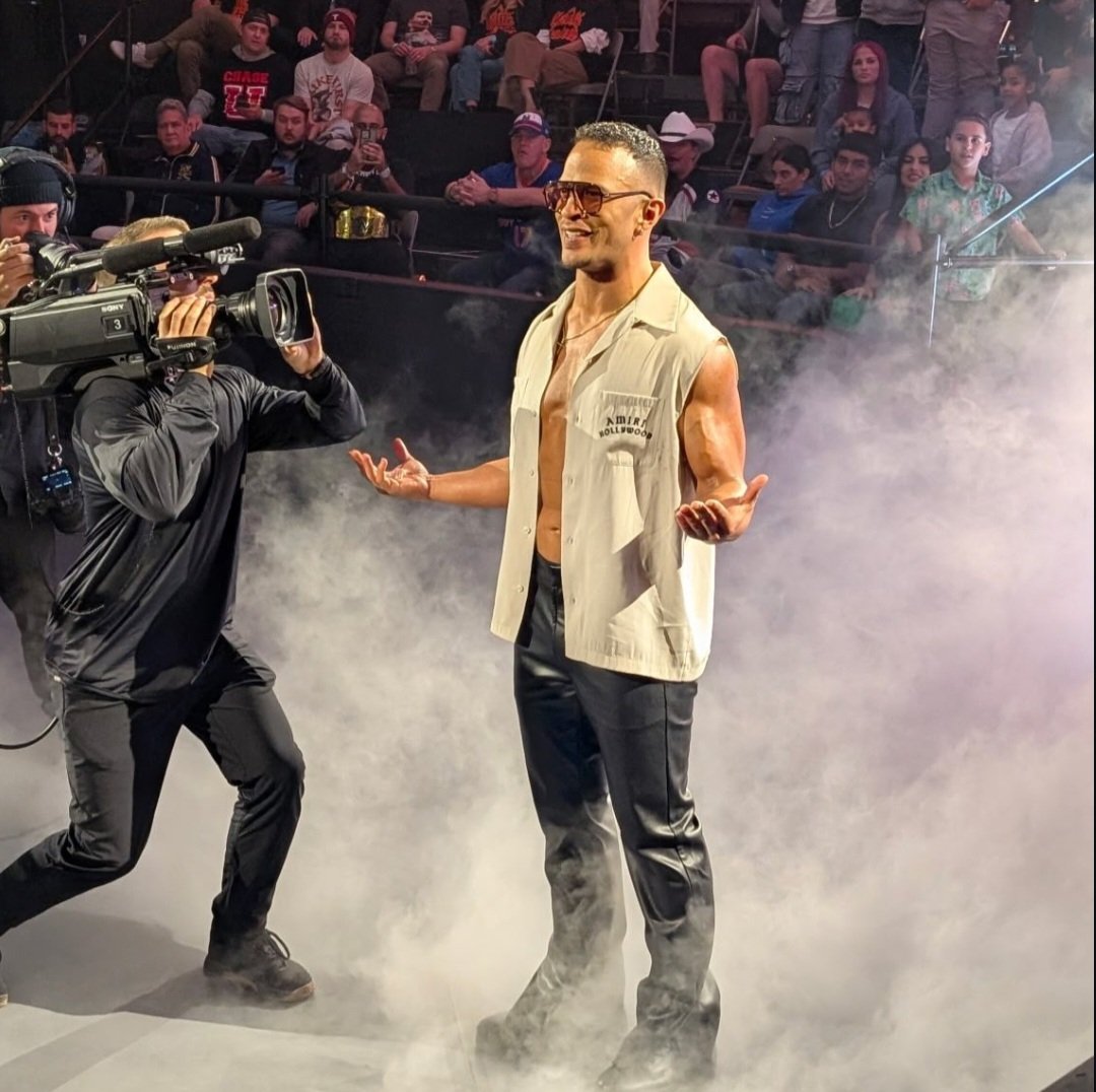 MsBoujeeDesire's tweet image. All I want for Christmas is you @JustPrettyRicky ❤️