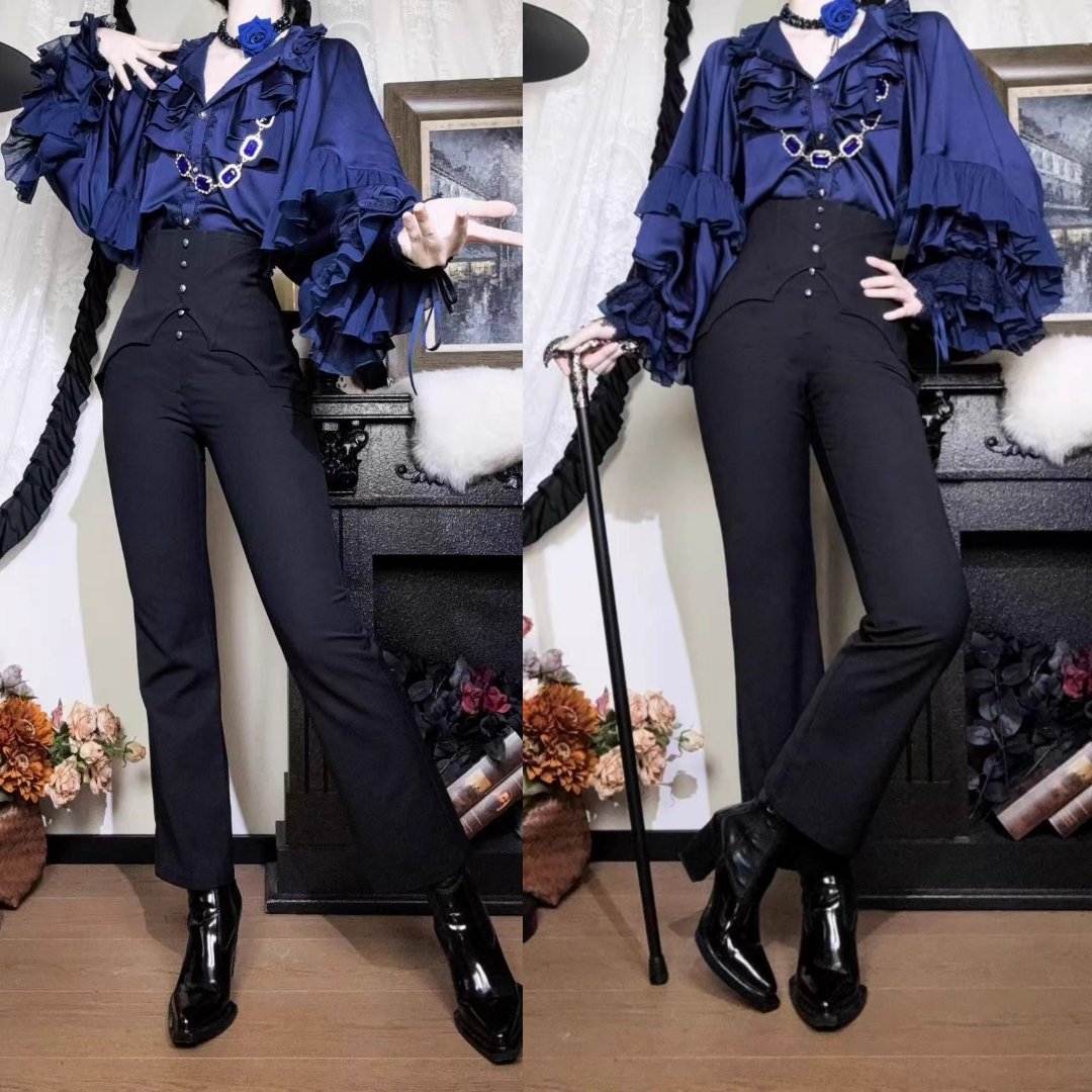 hoyoblue's tweet image. ahem who in hoyo blue?