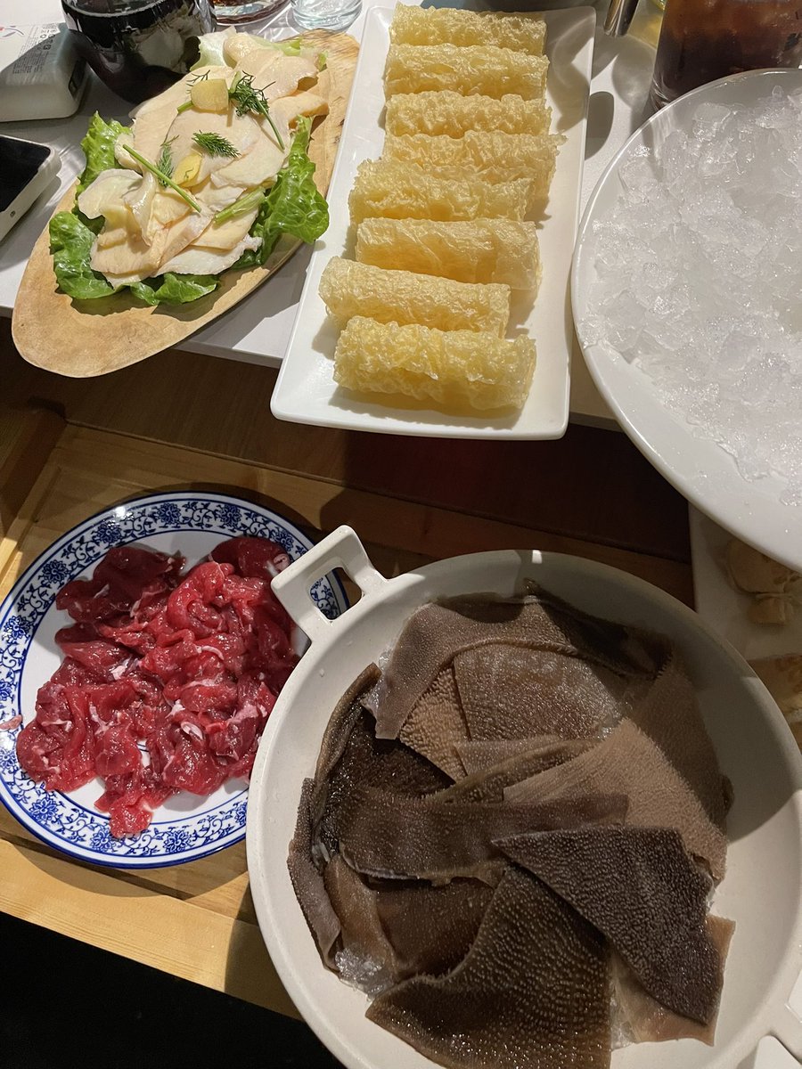 TAnneBeLuved's tweet photo. Hotpot tradition! ✌🏻

Good food Good company 🫶🏻
@linlin9794 @yyvette1209 @BbbMasami https://t.co/Sipu4lEp1J