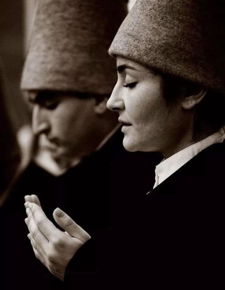 RumiArab's tweet image. كلُّ شخص يرى المجهول بقدر نقاء قلبه.

— جلال الدين الرومي