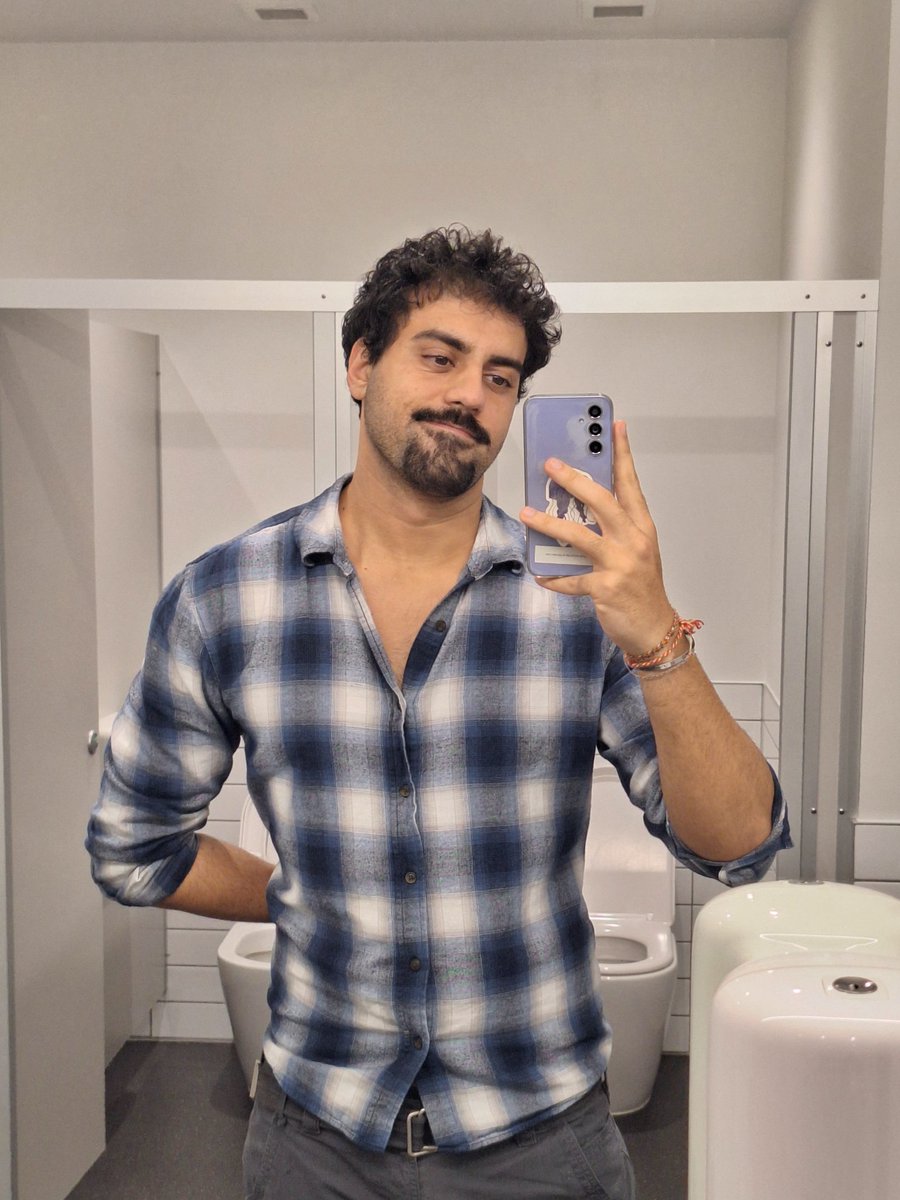 tаtο 🦭 tweet media