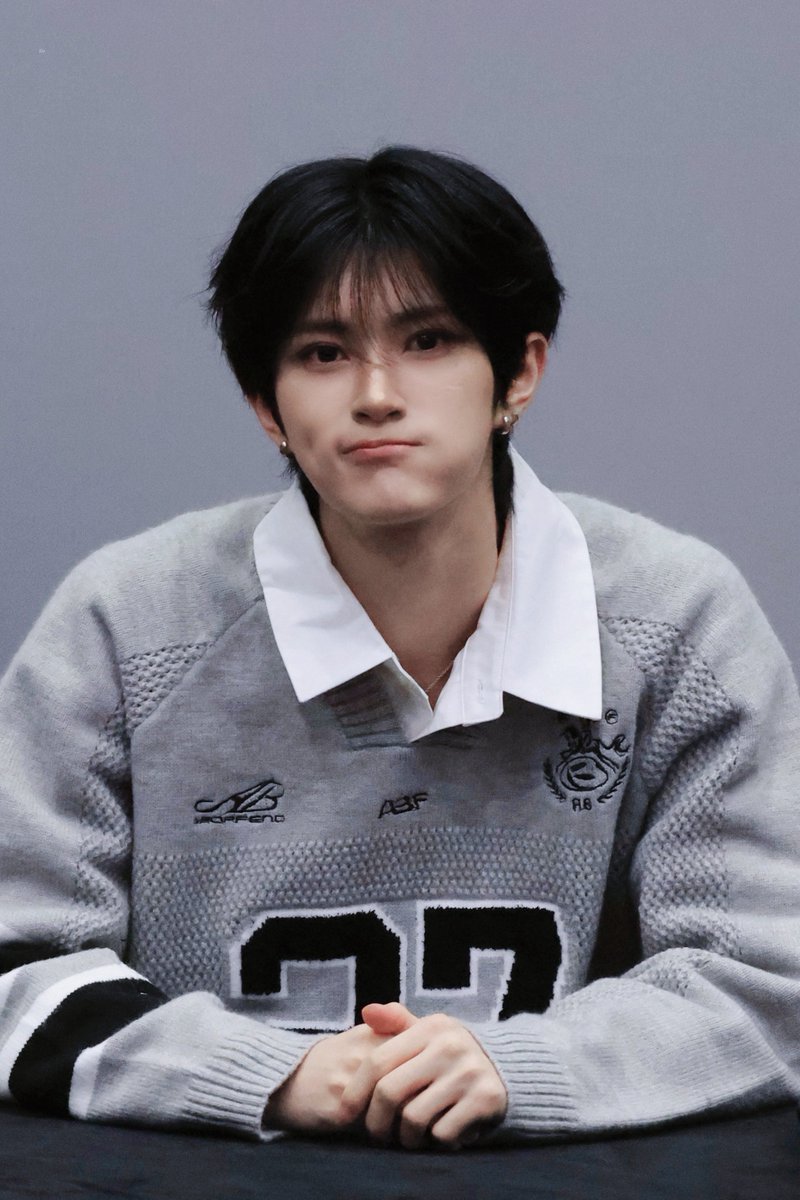 251220

보고싶었어 😻😻

#我的幸運小獅子
#XODIAC #LEO #李傲賢
#소디엑 #리오