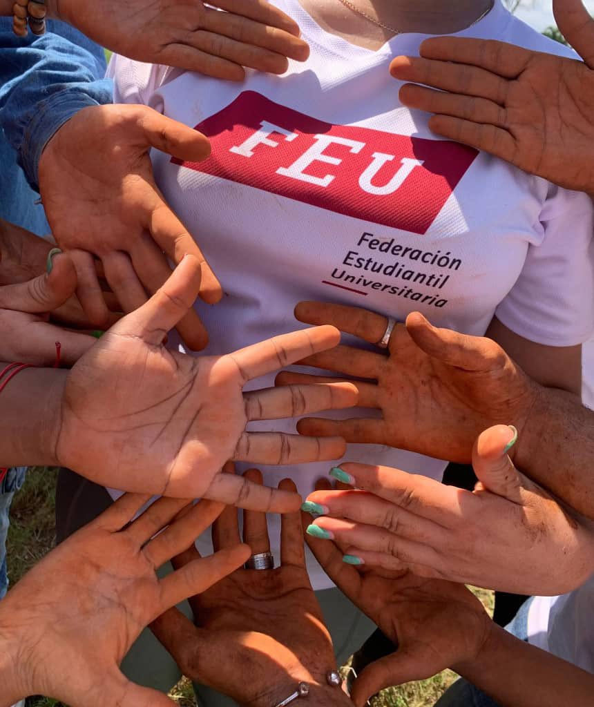 YoSoyCuba26's tweet photo. Feliz 103 Aniversario de la FEU 

@DiazCanelB @DrRobertoMOjeda @MeyvisEstevezE @UJCdeCuba @UJCMayabeque1 @edelso_ramos @BequeMaya https://t.co/furxIBHB1t