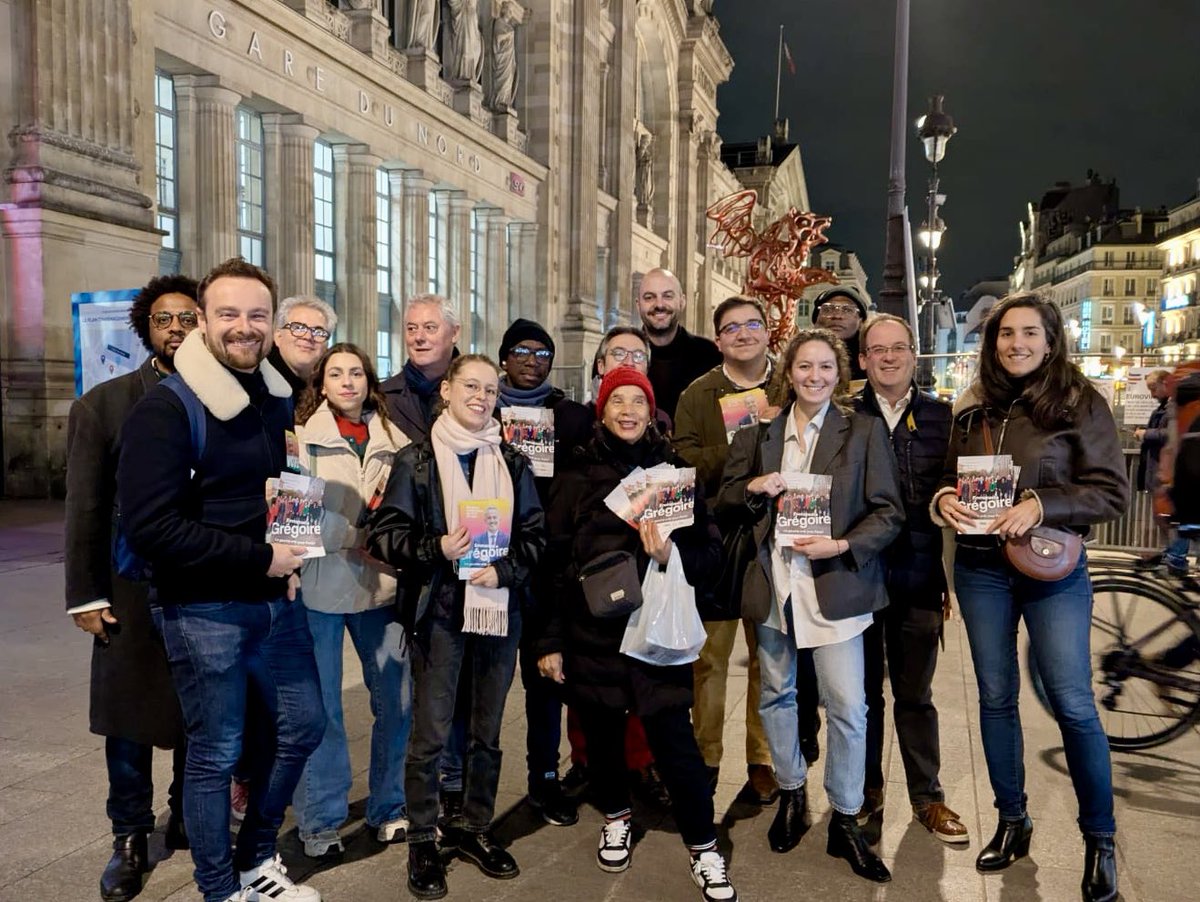 PS Paris 10e ✊🌹 tweet media