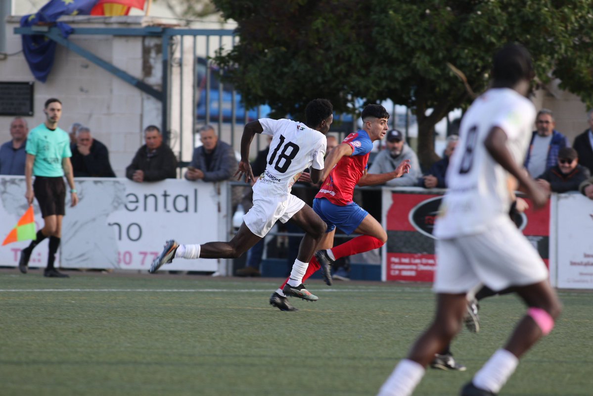 CCalamonte's tweet image. Nos alegramos de volver a veros por Calamonte @kimuken036  @AlexRume_  y @viictormolina_ . 

¡Esta siempre será vuestra casa!