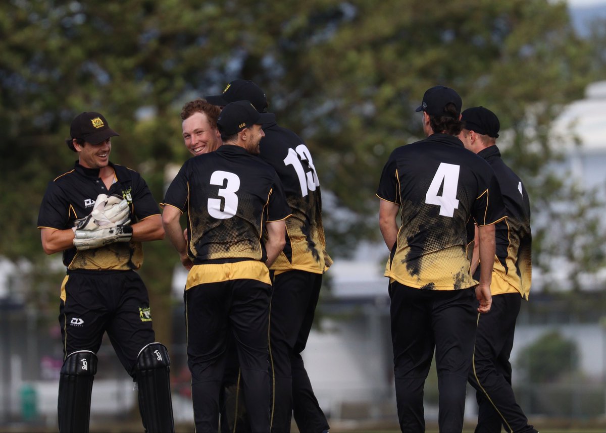 JORDAN GARD’s 5/10 a highlight yesterday as Taranaki knocked Hawke’s Bay out of today’s CHAPPLE CUP Final in Palmerston North. ℹ️ cdcricket.co.nz

🟩🟩🟩 #CDTOGETHER 
🟩🟩🟩 #CHAPPLECUP
🟩🟩🟩 #CRICKET