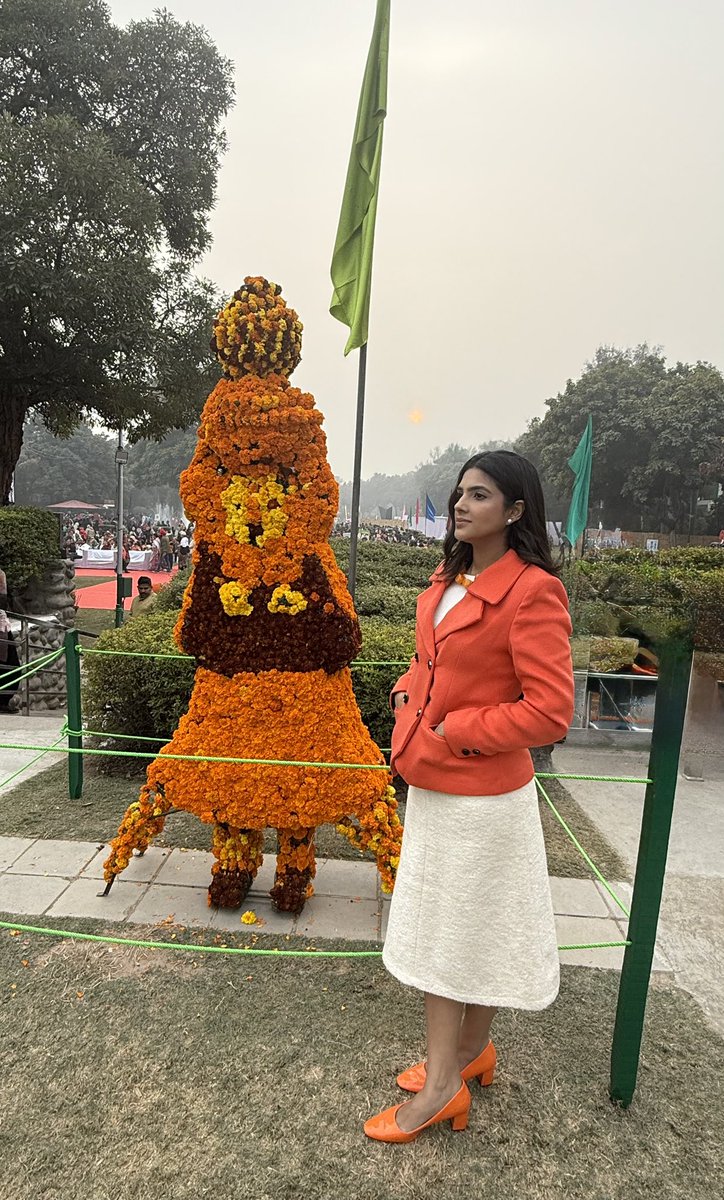 Thank you for all your Love and Birthday Wishes pouring in 🥳❤️🎂 A special and a memorable day✨🌸💫 ਤੁਹਾਡੀ ਦੁਆਵਾਂ ਤੇ ਤੁਹਾਡੀ ਮੁਹੱਬਤ ਨਾਲ ਇਹ ਖ਼ਾਸ ਦਿਨ ਹੋਰ ਦਿਲਚਸਪ ਹੋ ਗਿਆ 💫