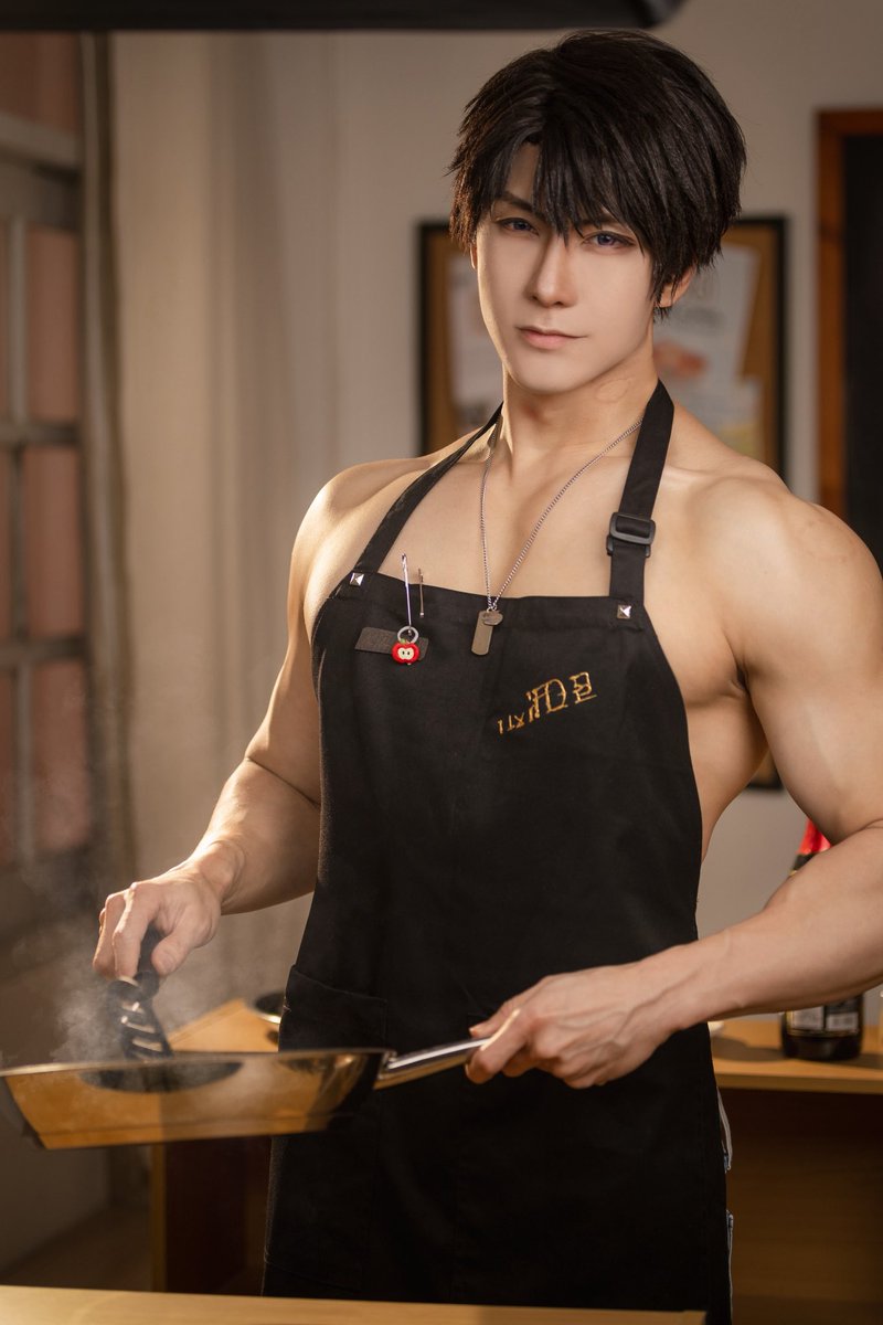 thames_malerose's tweet photo. อยากกินไข่ดาวหรืออย่างอื่นดีครับ? 
#cosplay
#CalebLoveandDeepspace 
#LoveandDeepspace 
#恋と深空
#マヒル https://t.co/InugED9ZIi