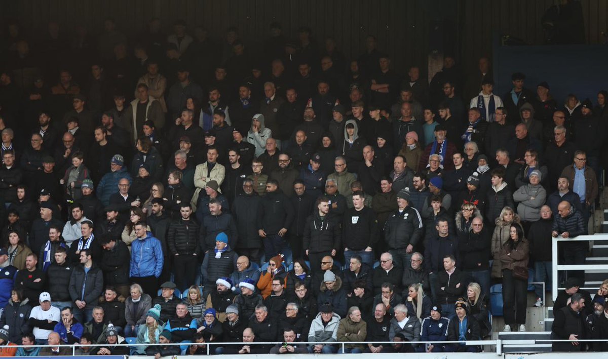 LCFC's tweet image. Thank you to the 1,757 of you who were at Loftus Road today 🔵

#QPRLEI