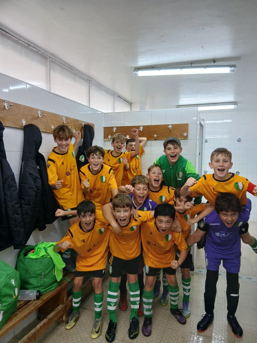 ATPerines's tweet image. 📸 ¡La foto de la victoria de nuestro Alevín A tras vencer 1-6 al Marina Sport!

#ATPerines #ElEsfuerzoNoSeNegocia #santander