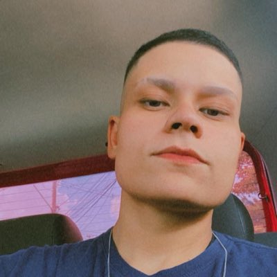 elemoliveira_'s tweet photo. #NovaFotoDePerfil https://t.co/1cDdRMRG8L