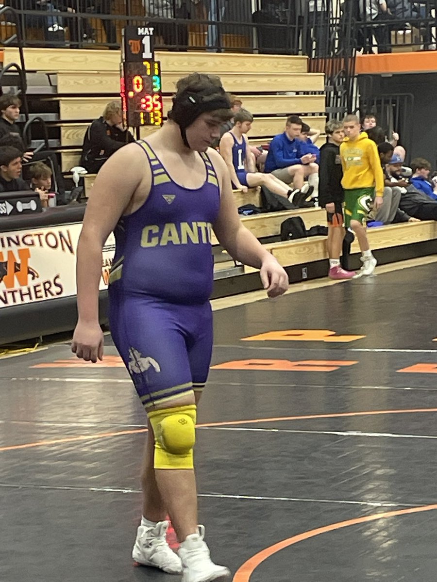 Hawgs_n_Dawgs's tweet photo. Congrats to sophomore Asher Blessman one of our Hawgs and Dawgs from Canton on his win at the Washington JV Tournament. Wrestling is a great sport to help develop offensive and defensive lineman! https://t.co/7ykaCkhTjF