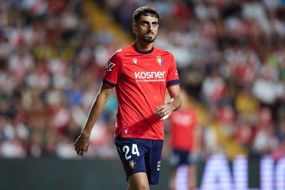 me la pelan los galones, denle el brazalete a este tío