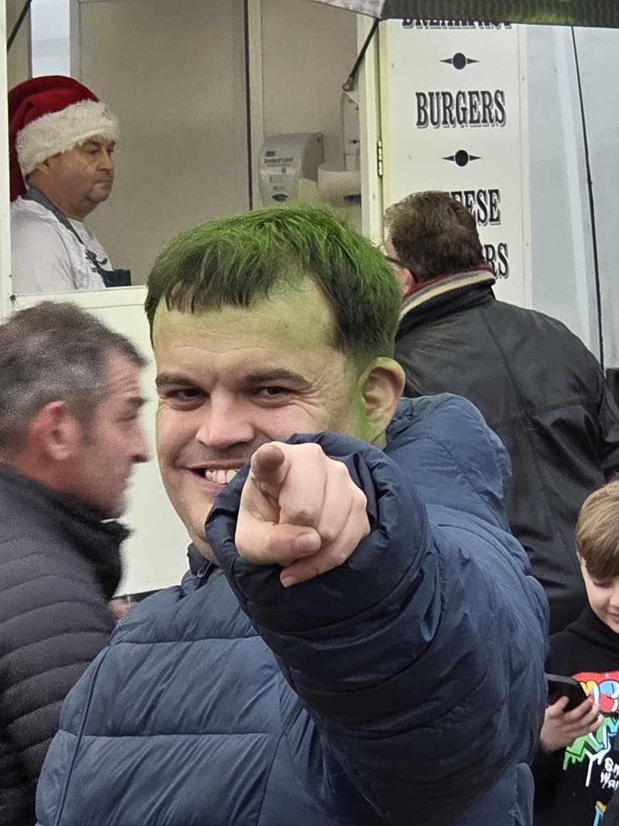 🚨 LIVE. SUNDAY. 8PM. YT &amp; X.

Oh what fun it is to see Argyle win away.

As always, get your questions in the comments. We’ll answer as many as possible as Aaron’s hosting - he doesn’t prep. 

👉 youtube.com/c/ArgyleLife18… 

#pafc