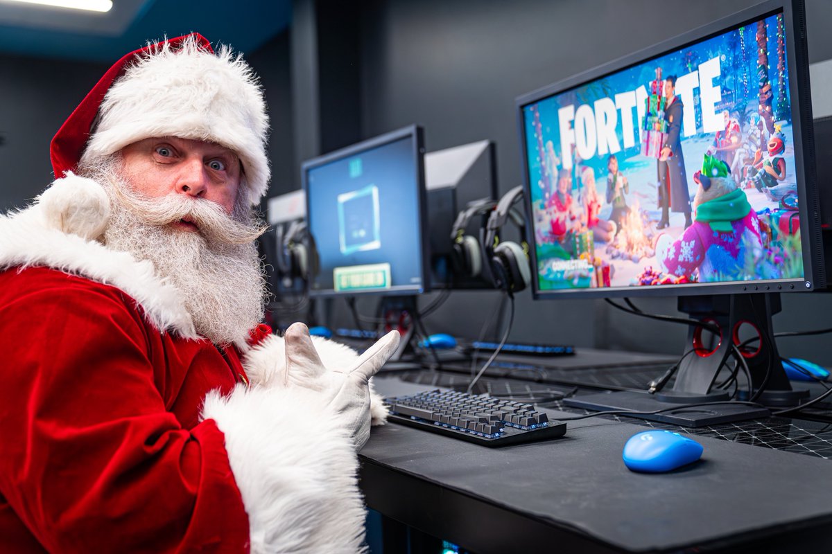 gameatlua's tweet image. Santa stopped by for games and to ask the ultimate question. 
“What do you gamers want for Christmas??”🎅🏼🎄❄️