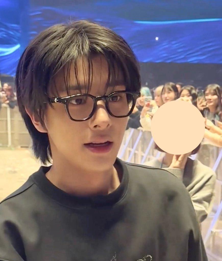 vvanessasim's tweet image. สิ่งที่ได้ไปต่อในทุก ๆ ปี

• เมะหมาเด็ก
• เมะแว่นเนิร์ด
• เมะบ้อกแบ้ก
• หนุ่มติ๋ม
• ตี๋อินเตอไทป์ลุกหมา