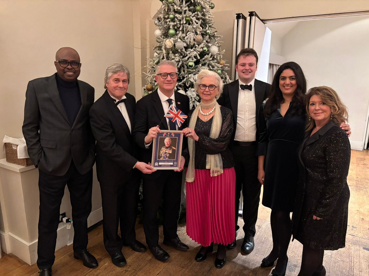 BeaconsfieldCCA's tweet image. On Thursday we hosted an actioned packed Christmas Ball with our guest of honour @AndrewRosindell MP at Stoke Place in Stoke Poges. 

A real tour de force of Conservatism and bringing the fight to this dreadful Labour government.