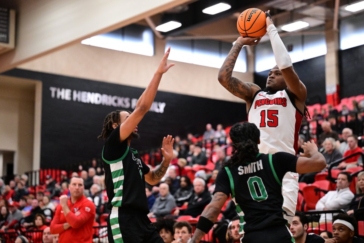 YSUMensHoops's tweet photo. 3:58 | 2nd

YSU 67, Upstate 58

Jason Nelson has 8 points and 4 rebounds.

#GoGuins https://t.co/XgKIzszFK9