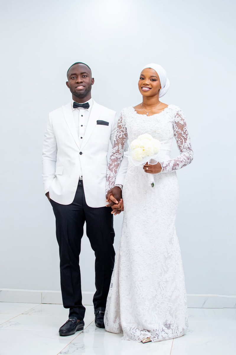 LaGoBissa's tweet image. Mr &amp;amp; Mme YODA

Dites Masha Allah..🤍 merci à tous pour les gentils messages 🥰