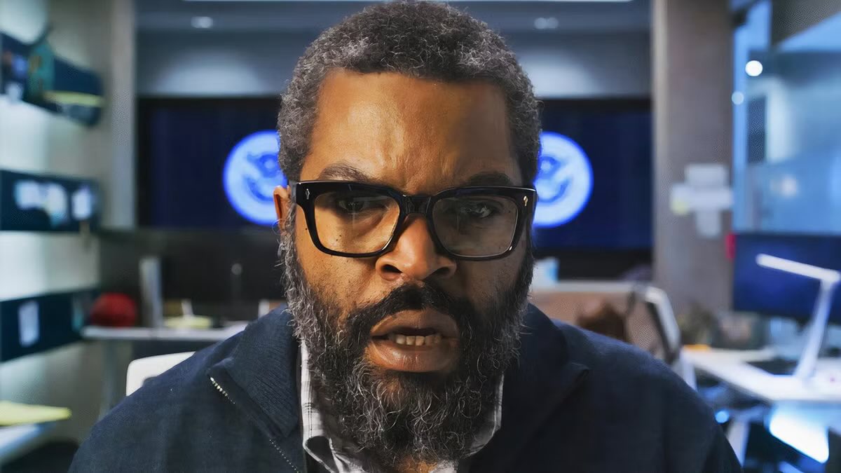 DiscussingFilm's tweet image. Top 15 worst movies of 2025, according to Metacritic scores

1 - War of the Worlds
2 - Playdate
3 - Gunslingers
4 - Alarum
5 - Bride Hard
6 - Five Nights at Freddy's 2
7 - Shadow Force
8 - The Strangers: Chapter 2
9 - Hurry Up Tomorrow
10 - The Electric State
11 - Juliet &amp;amp; Romeo…