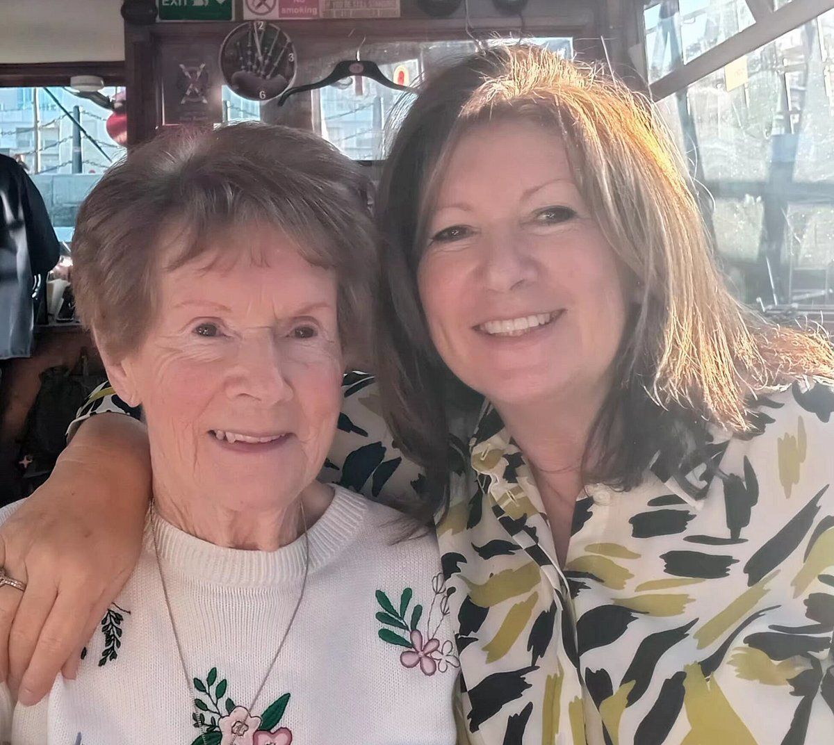 The Floating Grace tweet media