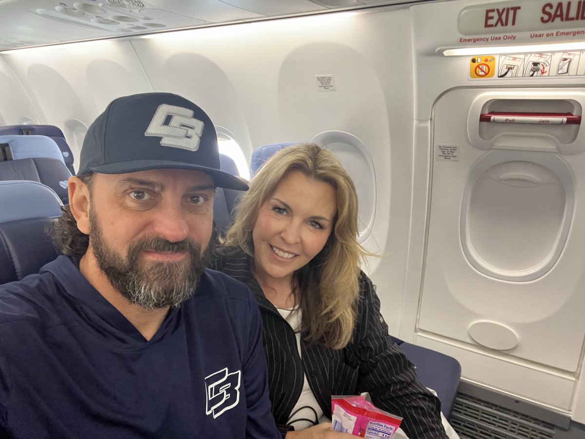 24AdamBrown's tweet photo. See you soon @CarterABrown ! #CB21 https://t.co/TBh7d8PliW