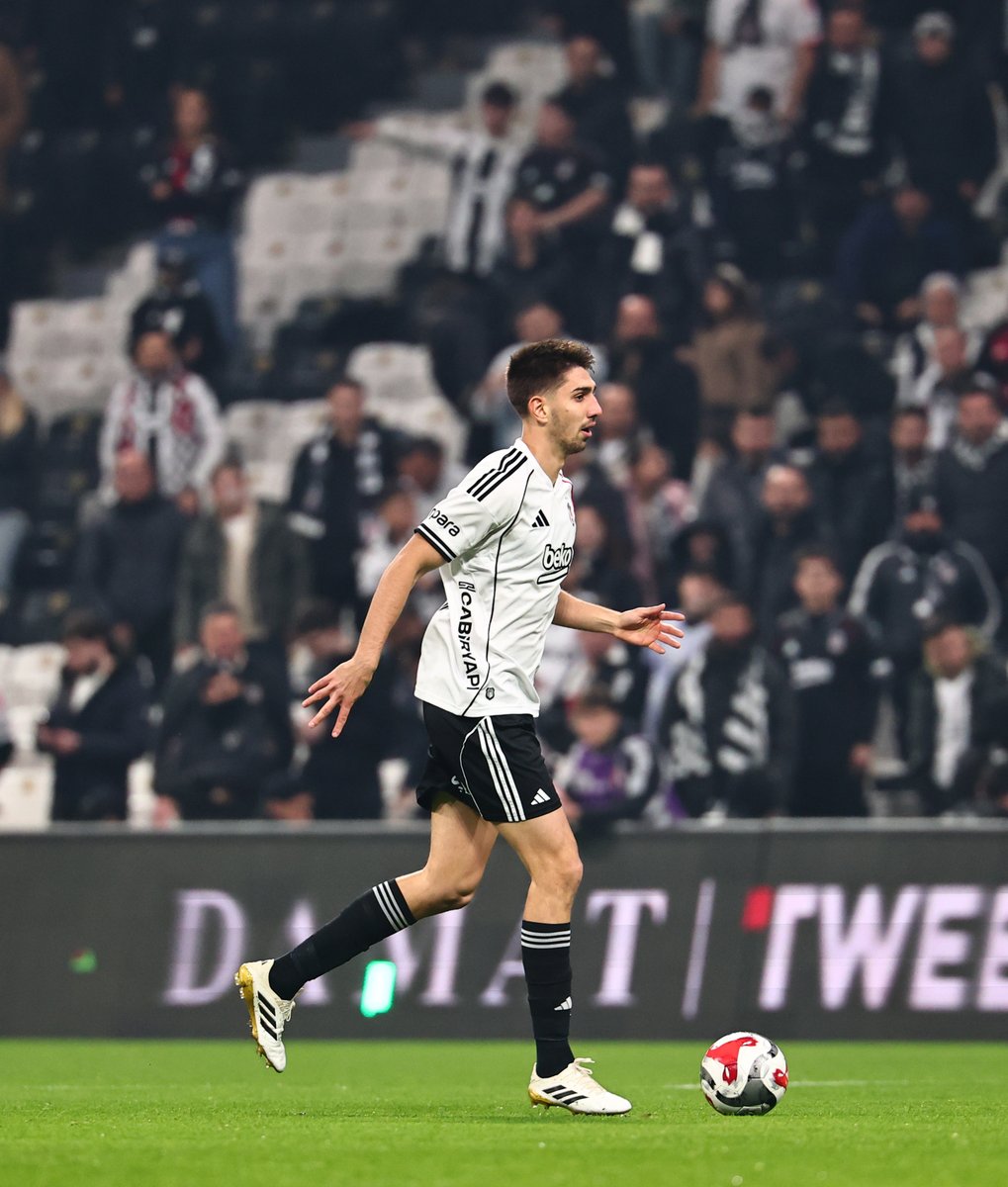 Besiktas's tweet photo. Özkaynak. 🖤🤍 https://t.co/f5MVA3cVBD