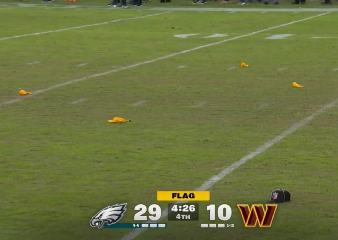 IcyVert's tweet image. This photo is killing me😭