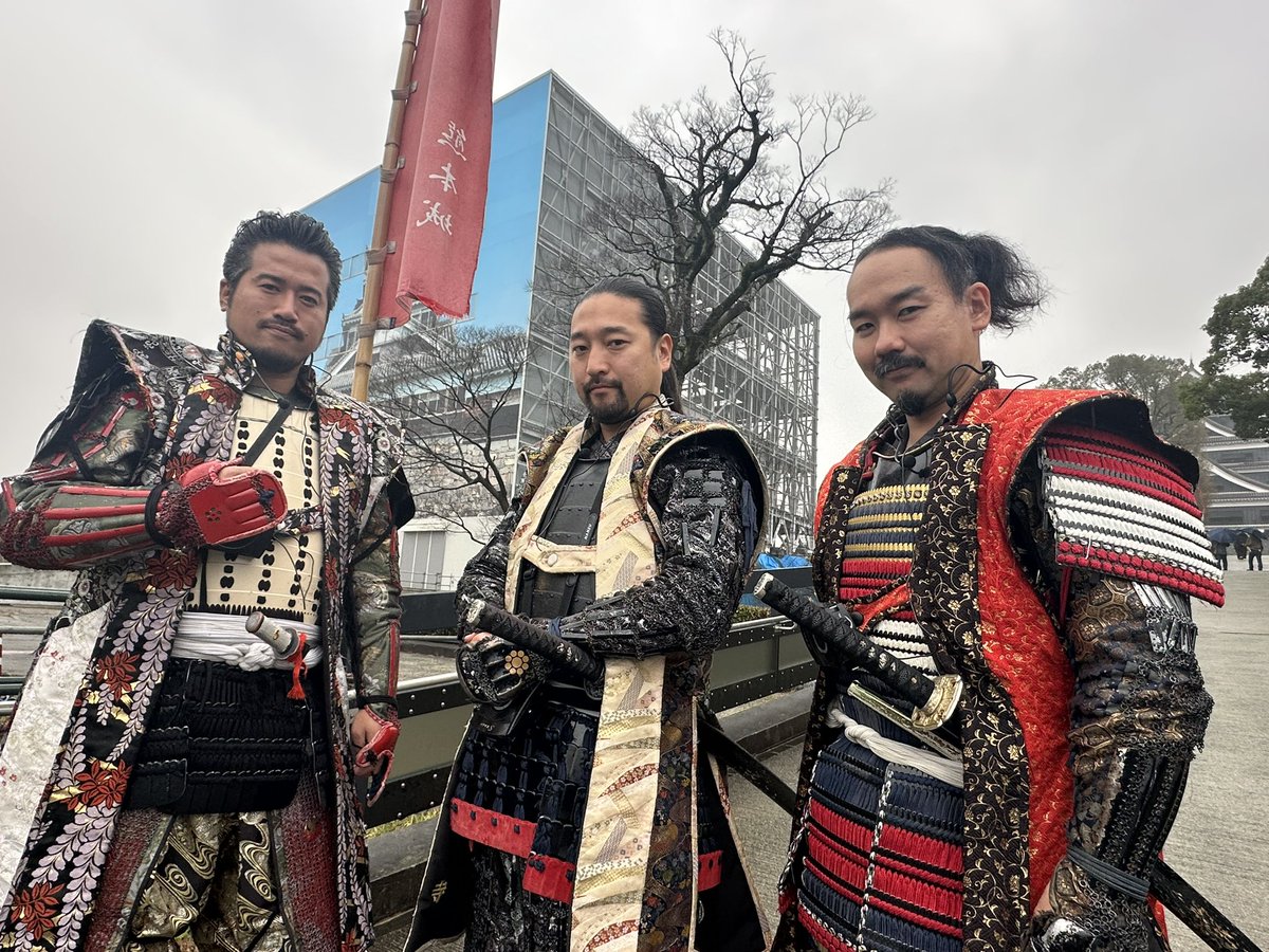 熊本城“こんにちは”武将隊！ 本日は御覧の布陣にて出陣！ 11:30〜 城彩