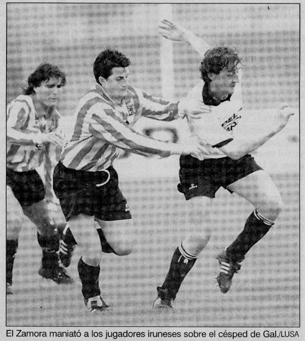 zaramballo's tweet photo. El @ZCFoficial en el Gal de Irún ante el Real Unión. Victoria por 0-2 gracias a goles de Isidro y Paco. Temporada 1997/1998.

#RetroZCF https://t.co/i7WTyQ62hO