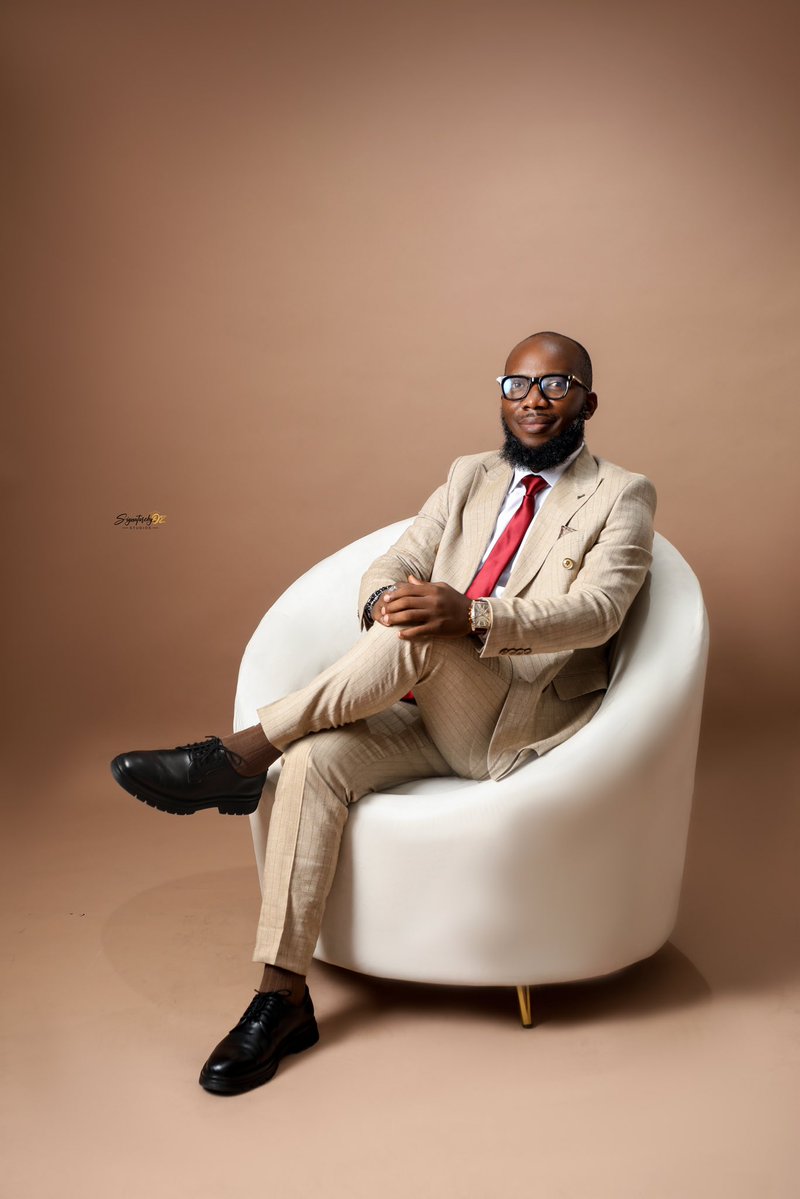 InibeheEffiong's tweet image. INIBEHE AT 37 

It is yet another milestone in my earthly sojourn as I clock 37 years of age today, Sunday, 21st December, 2025.

After twenty-four hours of excruciating labour, a child of destiny was birthed into this mysterious world at about 6:00 PM on Wednesday, 21st…