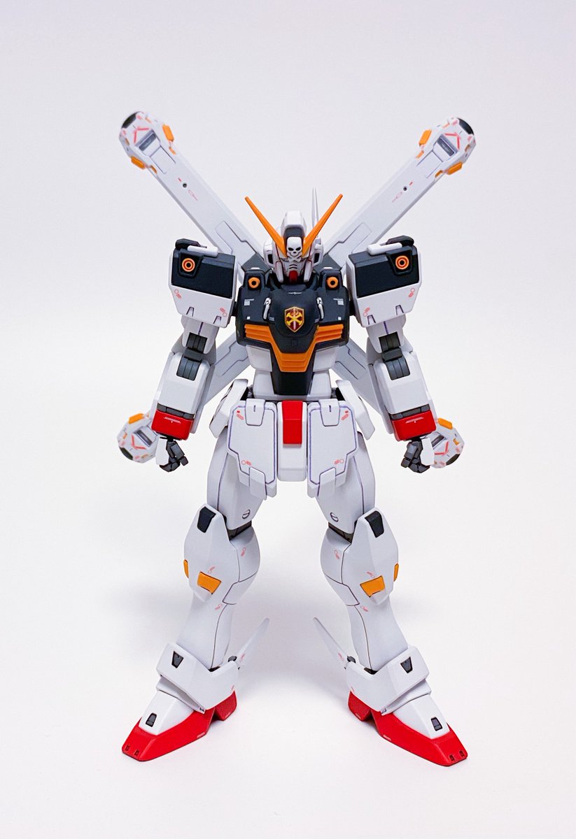 uc01530227's tweet photo. 頭部初期稿羽飾りアンテナ追加
手首交換
腰サイドアーマーV2流用
大腿部ロール軸変更
くるぶしダクト掘り込み
各部肉抜き埋め

#クロスボーン・ガンダム
#F97
#cb_g https://t.co/6wxF2gFJQ5
