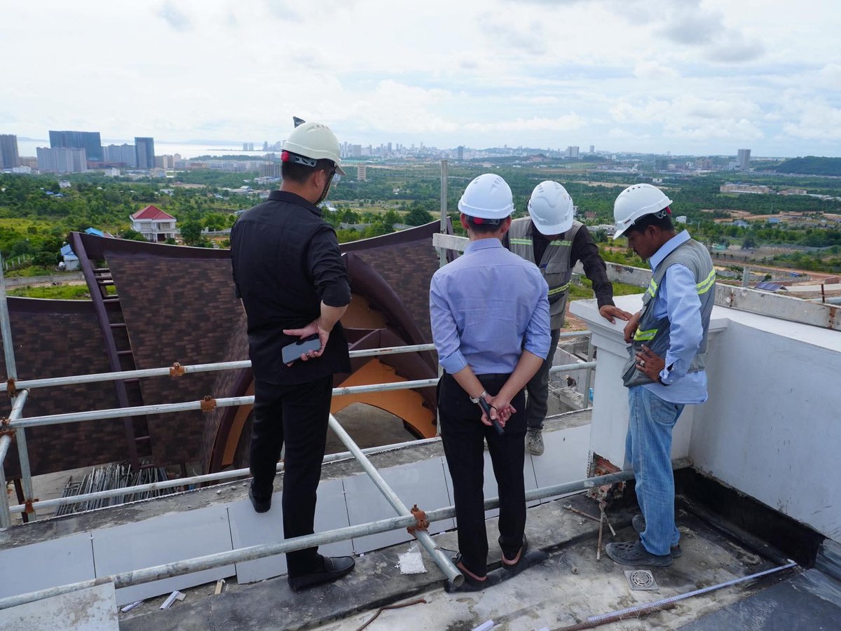 ពិដោរ tweet media