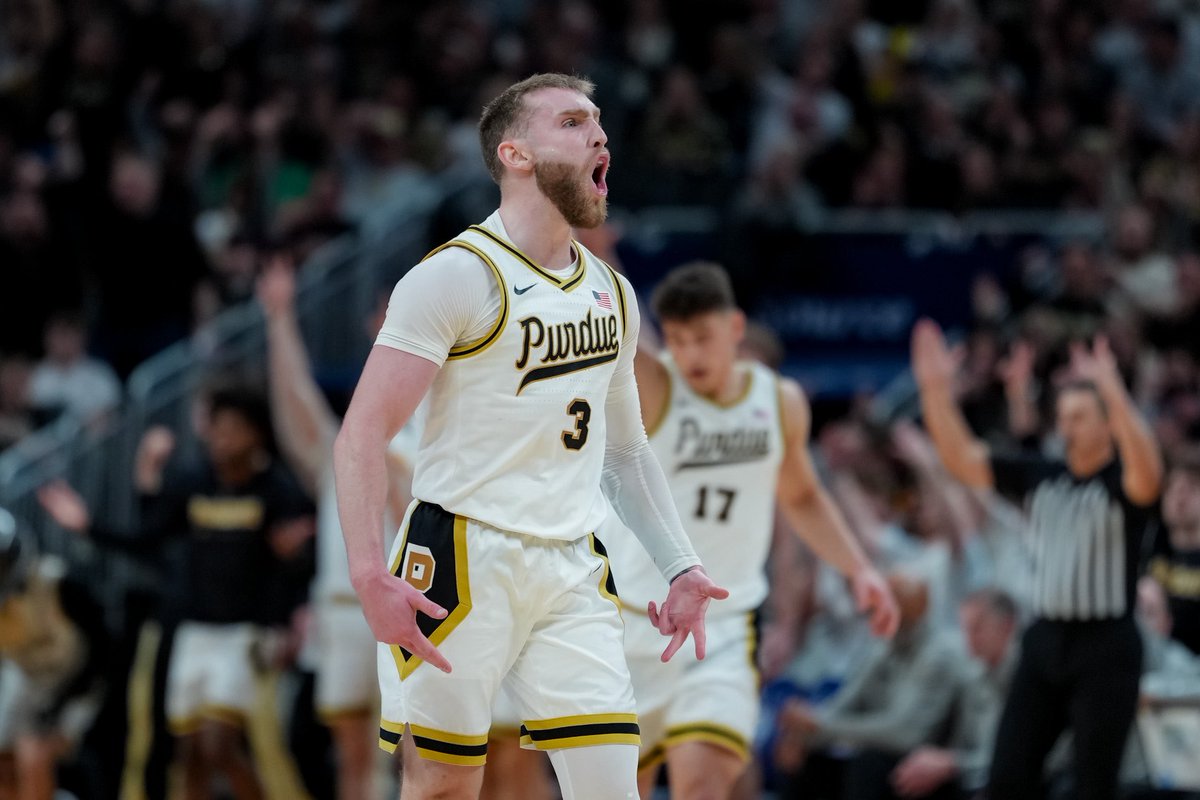 Tis the season for Braden sharing 🎄 

1️⃣3️⃣ assists for the Best PG in the NCAA