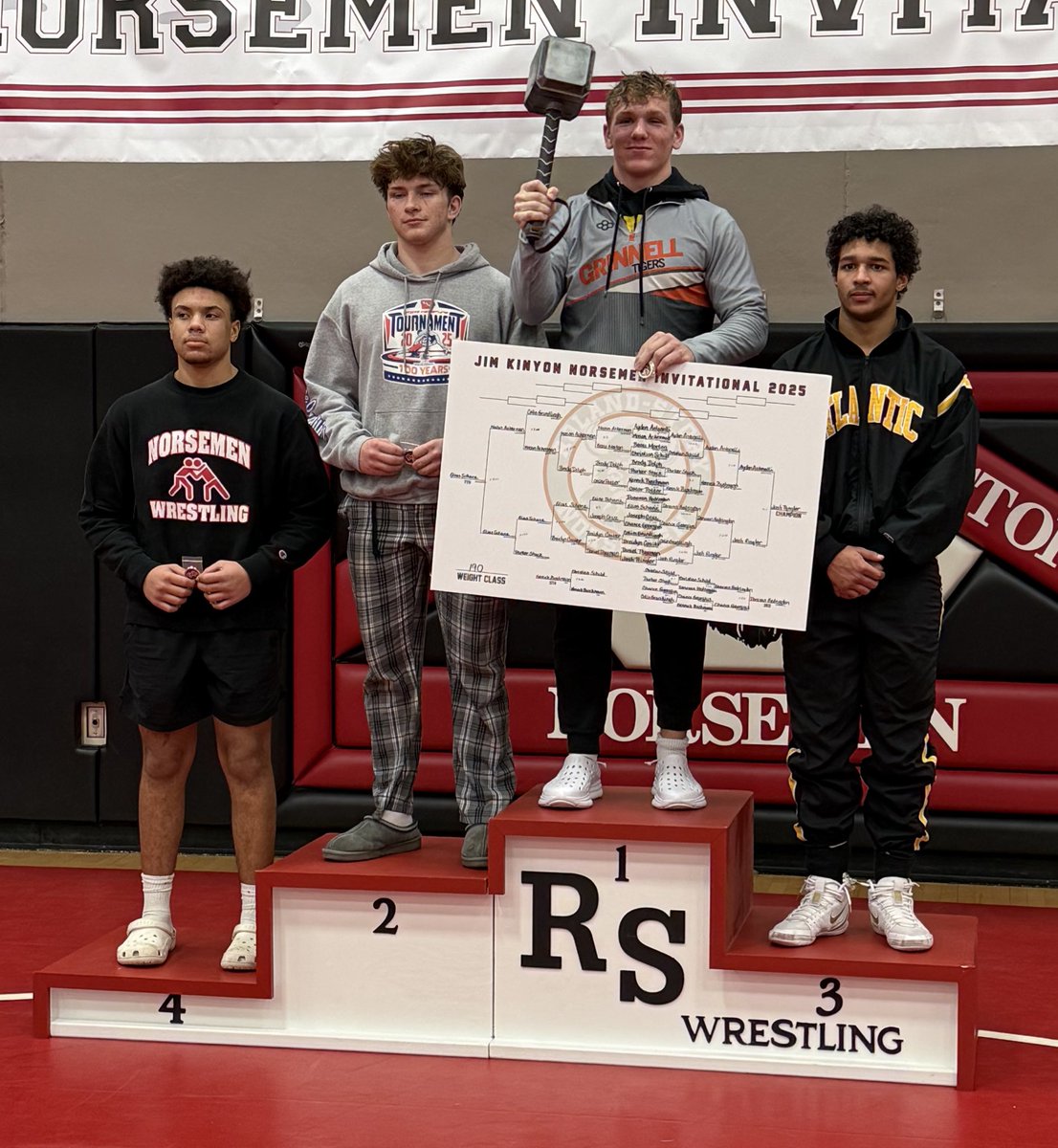 GrinnellWrestl1's tweet image. Be the hammer 🔨 or be the nail!!!