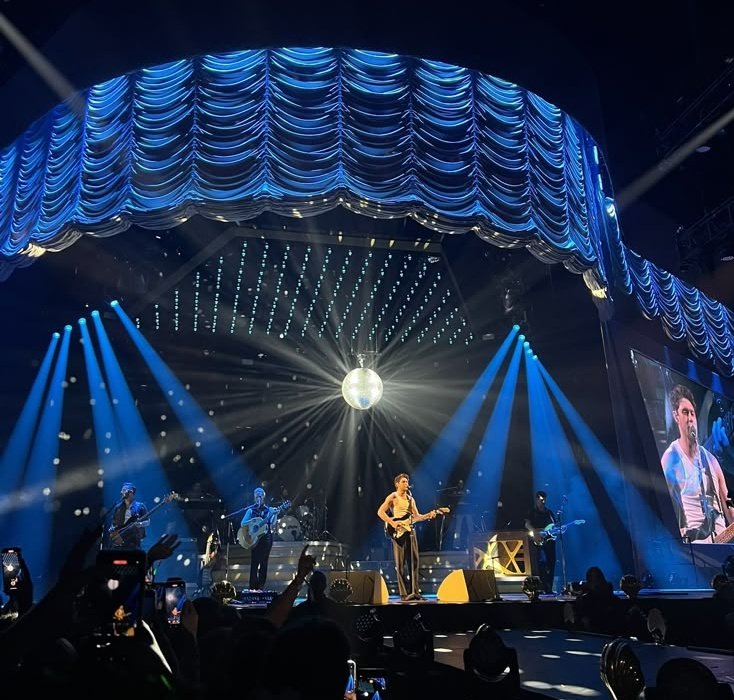 Cristy ୭̥🪩💙 tweet media