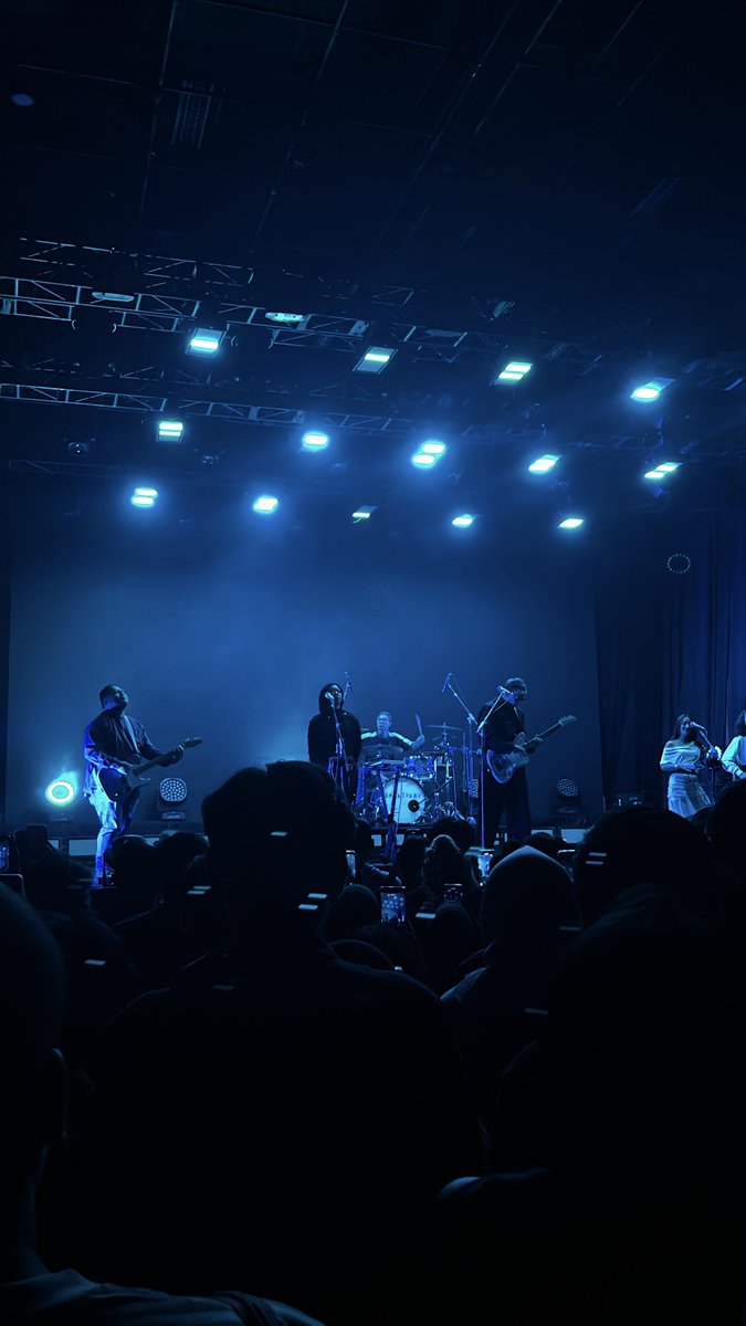 _______beck's tweet image. 2025 completed!!!
ditutup dengan jalaran sadrah tour, album yang menemani dari 2024-2025 ini dengan pertunjukan yang epic, ditambah bawain lagu masa mesias mesias yang pengen banget dengerin secara live 
@BARASUARA 🫡