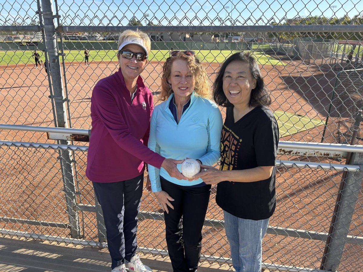 CDS Aztec Softball 🥎 tweet media