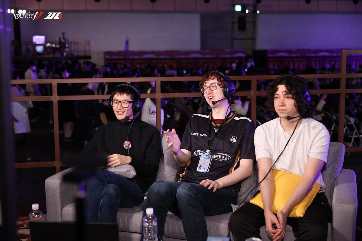 GameIdentityV's tweet image. Dear Visitors,
We are glad to welcome players from the NA-EU Division to our offline event! 
Nothing compares to the energy you bring to the offline stage.
See you in-game and beyond.
#IdentityV