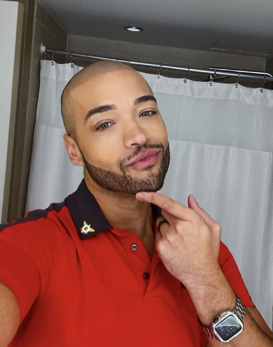 Winter beard loading…. #SkyDaddy