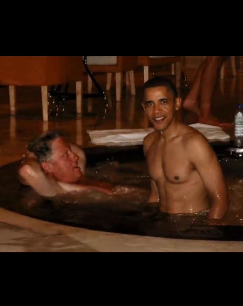 AngryPayer's tweet image. #BillClinton #EpsteinFiles #ClintonFiles