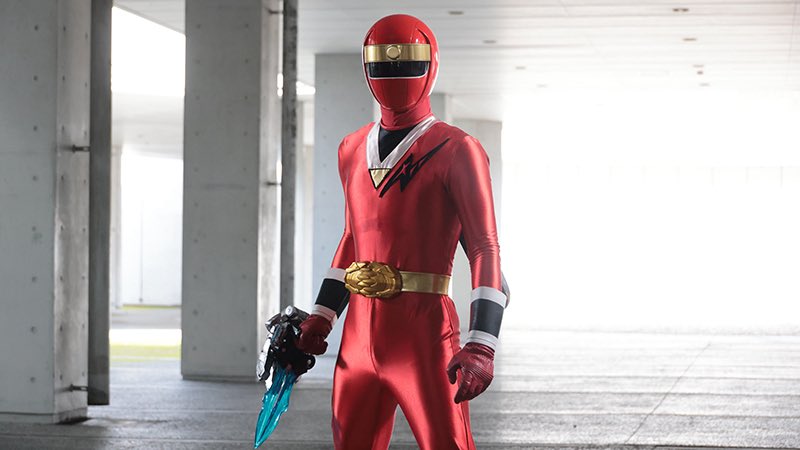 カクレンジャーだけにずっと隠れてたユニバースニンジャレッド