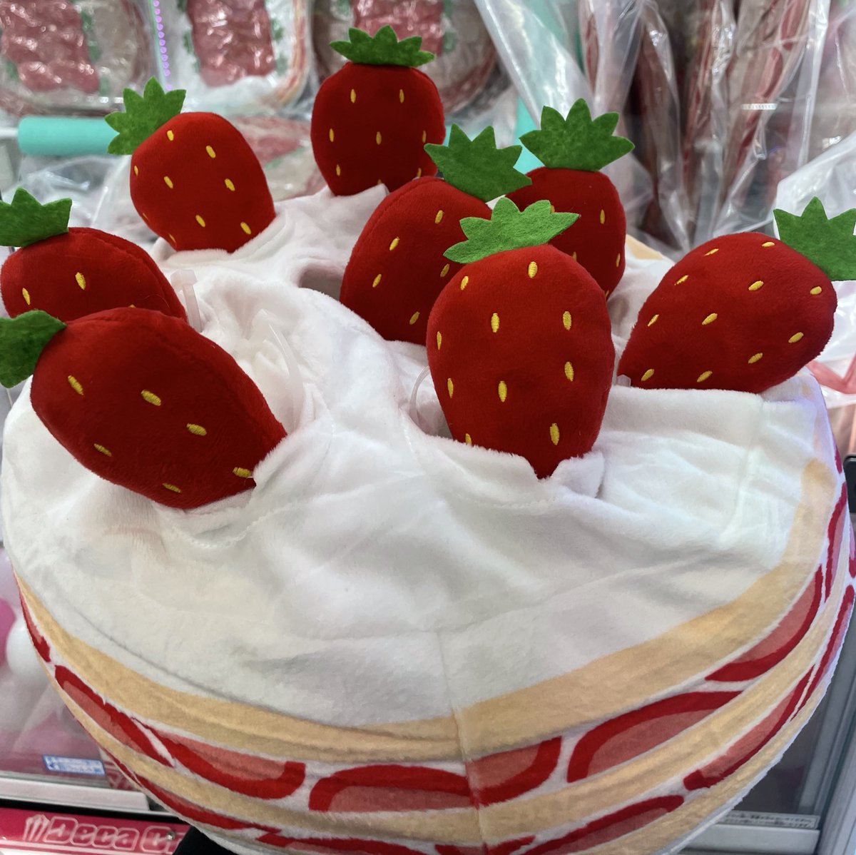 苺ホールケーキぬいぐるみ ～生クリーム＆ショコラ～ 入荷