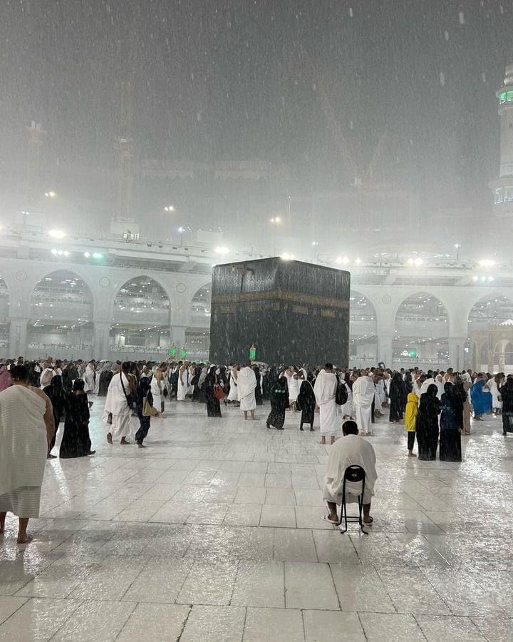 اللهم عمره تعيد شتات روحي