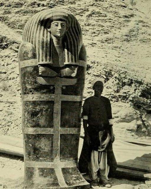 this_is_ancient's tweet photo. Sealed for 3,300 years — Yuya’s coffin towers over the moment history was uncovered. #AncientEgypt #ValleyOfTheKings #KV46 #Egyptology #Archaeology #History https://t.co/FHd6gz4ySZ