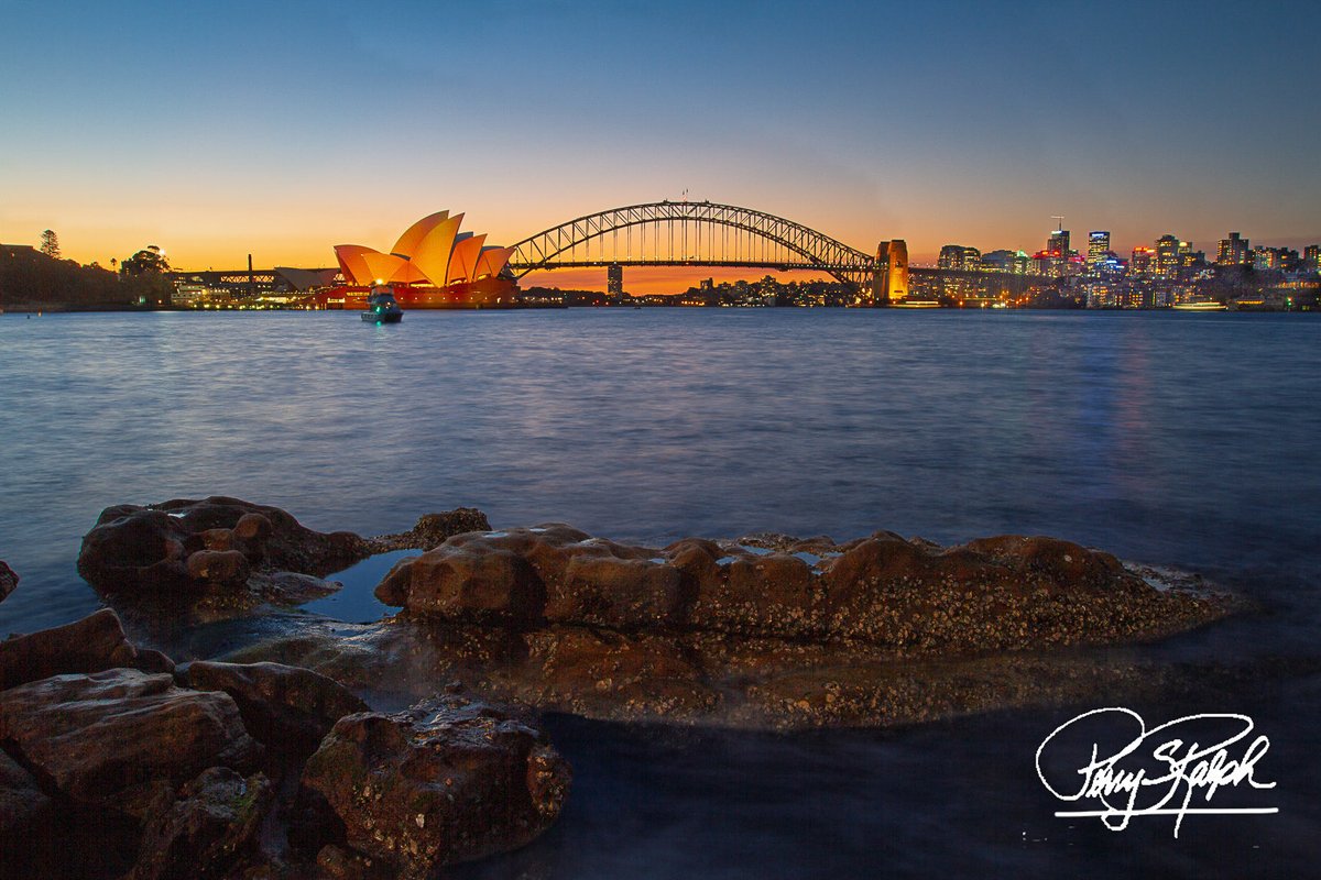 perryralph's tweet photo. @JohnGetchel Let’s see bridge Photos #Bridge
“Sydney’s Trio Sunset”
Sydney’s golden hour lineup: Harbour Bridge’s steel arc, Opera House’s sail-like silhouette, and Mrs Macquarie’s sandstone seat—framed in sunset glow.
#HarbourBridge #OperaHouse #MrsMacquariesChair #Australia #Sunset https://t.co/fd9RqoNjjh