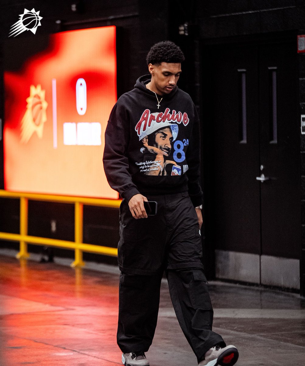 1therealher's tweet image. Tough.