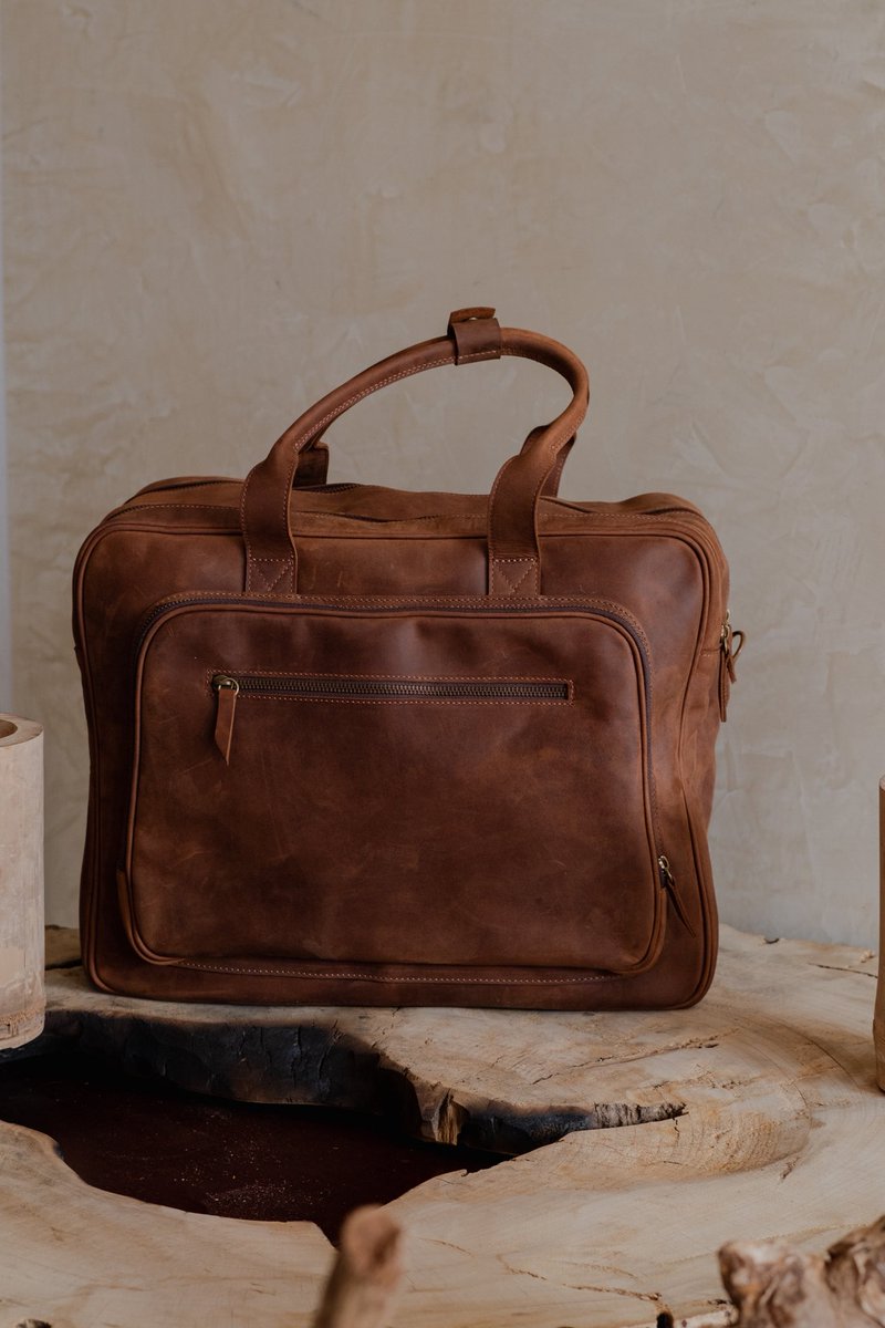 Aloo Leather & Daisy Home tweet media